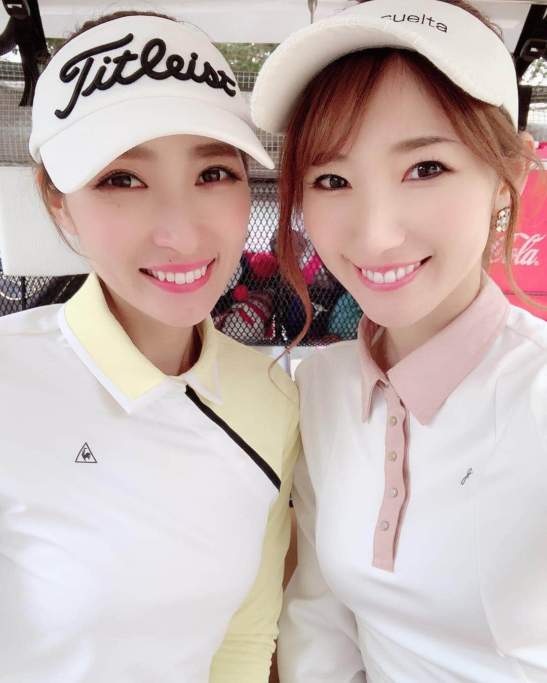 美波千夏さんのインスタグラム写真 - (美波千夏Instagram)「⛳️⛳️⛳️ おはようさん💛今日はすごく暖かくなるみたいですね！薄着で行こう😋💞 . 投稿したいことが溜まってるー🙈この前はちさっきーと初ゴルフでした💖やっと行けた♪私服もゴルフウェアもオシャレ番長のちさっきー✨この時のウェアも春っぽい明るい色合いで可愛かったー💛💖あー楽しかったー🥰また一緒に行きたいな💕 . . ▫️Coordinate ------------------------------- バイザー : @riendasuelta_golf  トップス : @j.jane_japan . ------------------------------- . . #高尔夫球 #골프  #ゴルフ女子  #ゴルフコーデ #golfwear #ゴルフウェア  #韓国 #韓国ファッション #pink」3月20日 7時20分 - chinatsu_minami