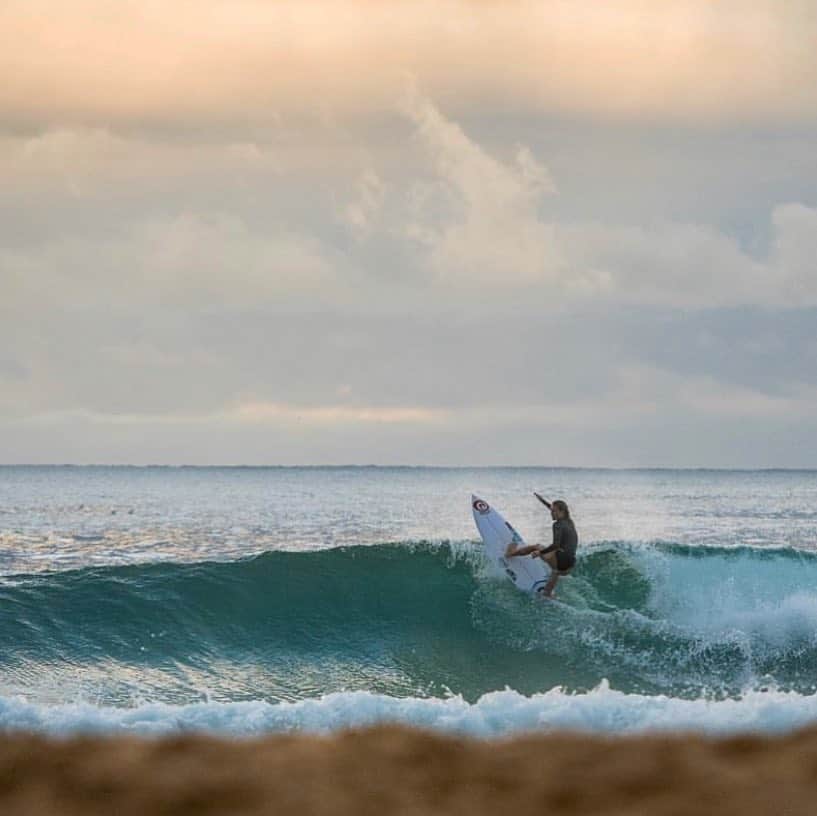 ニッキ・バン ダイクのインスタグラム：「Yay to being back in Manly for the Aus Open!! 💘💘💘🏄🏼‍♀️🏄🏼‍♀️🏄🏼‍♀️」