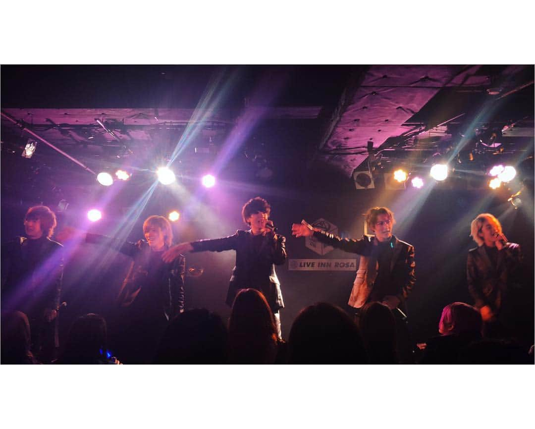 ブレイク☆スルー“５Dさんのインスタグラム写真 - (ブレイク☆スルー“５DInstagram)「3/19 FEARLESS presents FIRE Vol.4 に BREAK THROUGHが出演させて頂きました。 共演者、スタッフの皆様、お越し下さいましたファンの皆様 誠にありがとうございました🔥🔥🔥 . SETLIST OVERTURE No... MONEY on the GAME MC Flash back Beautiful . #BREAKTHROUGH #ブレイクスルー #鯨井俊介 #鐘井佑斗 #吉田涼也 #伊藤純平 #新澤典将 #🔥 #FIRE #FEARLESS #WINWIN #LIBREFUNTOS #CIYST #MFboyz #sheep #池袋liveinnrosa」3月20日 7時35分 - break_through1223