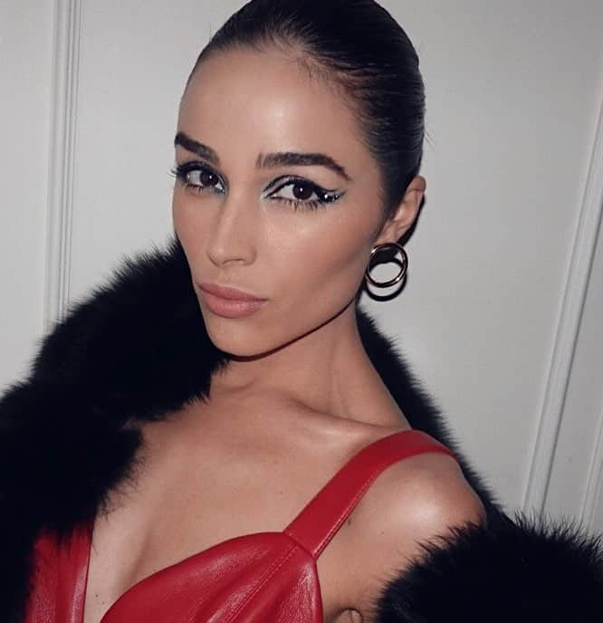 Vincent Oquendoさんのインスタグラム写真 - (Vincent OquendoInstagram)「Servin a lewk #oliviaculpo I love that you are always down to play xoxo 💋」3月20日 9時32分 - makeupvincent