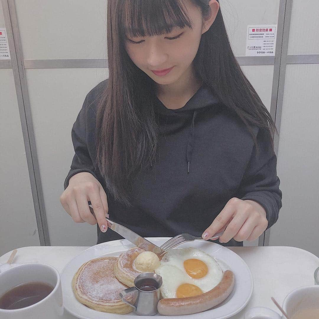 松本日向さんのインスタグラム写真 - (松本日向Instagram)「パンケーキ食べたいパンケーキ食べたい🥞🥞🥞♥♥ この間ひろなと朝活した\(◡̈)/ ちょっとココ最近で割と1番美味しかった·····🥺 #パンケーキ  #モーニング  #朝活  #渋谷カフェ」3月20日 9時35分 - matsumoto_hinata