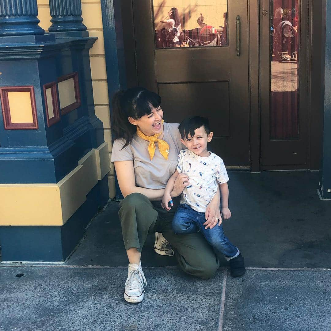 フリーディアさんのインスタグラム写真 - (フリーディアInstagram)「I can say that yesterday was a good day! #disneyland #disney 昨日は楽しかったね！#springbreak #springbreak2019 #fun #funtimes #family #cute #love」3月20日 9時38分 - friediamn