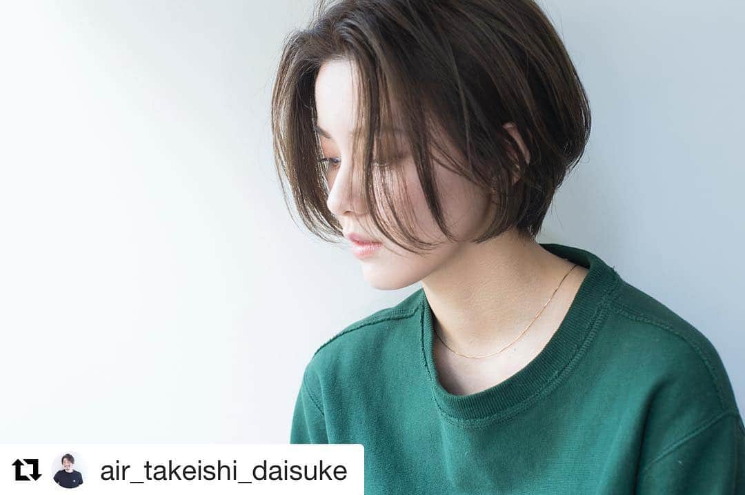 THROW 【スロウ】さんのインスタグラム写真 - (THROW 【スロウ】Instagram)「@air_takeishi_daisuke with @get_repost ・・・ 横顔美人ショート﻿ ﻿ 前髪残し気味にすると大人っぽさも女性らしさも﻿ ﻿ ショートしたいけど…ちょっと勇気が、なんて方にもオススメ✨﻿ ﻿ ﻿ ﻿ 【施術前の カウンセリングを大切にしています﻿】﻿﻿﻿ ﻿﻿﻿﻿ 少しでも 担当させて頂いたお客様の価値観や好みにシンクロできるようにすることと﻿﻿﻿ ﻿﻿﻿ お客様のライフスタイルに寄り添った、機能美も兼ね備えた まとまりやすいヘアスタイル﻿﻿﻿ ﻿﻿﻿﻿ お客様のご要望の半歩先をいくヘアスタイルに繋がると思います﻿﻿﻿﻿ ﻿﻿﻿﻿﻿ ✨ご相談はDMからでもお気軽にどうぞ﻿﻿✨﻿ ﻿﻿﻿﻿﻿ ✨blogもプロフィールのリンクから是非✨﻿﻿﻿ ﻿﻿﻿ 又は【takeishidaisuke.tech 】で検索﻿ ﻿﻿﻿ hair_make_photo﻿﻿﻿ ﻿﻿﻿ @air_takeishi_daisuke﻿﻿﻿ ﻿﻿﻿ ____________________________________________ ﻿﻿﻿ ﻿﻿ air-FUKUOKA ﻿﻿﻿ 福岡市中央区天神2-3-24-3F ﻿﻿﻿ 0927384555 ﻿﻿﻿ 11:00~21:00 ﻿﻿﻿ 火曜定休﻿﻿﻿ ____________________________________________﻿﻿﻿ ﻿﻿﻿ ﻿﻿﻿﻿ #air﻿﻿﻿﻿﻿ #lovest﻿﻿﻿﻿﻿ #airfukuoka ﻿﻿﻿﻿﻿ #throwcolor ﻿﻿﻿﻿﻿ #hairstyles﻿﻿﻿﻿﻿ #前髪﻿﻿﻿﻿﻿ #前髪カット﻿﻿﻿﻿﻿ #暗髪﻿ #外国人風カラー﻿﻿﻿﻿﻿ #外人風カラー﻿﻿﻿﻿﻿ #グラデーションカラー﻿﻿﻿﻿﻿ #バレイヤージュ﻿ #ハンサムショート﻿ #ショート﻿﻿﻿﻿ #ショートヘア﻿﻿﻿﻿ #切りっぱなしボブ﻿ #外ハネボブ﻿ #ヘアアレンジ﻿﻿﻿﻿﻿ #サロモ ﻿﻿﻿﻿﻿ #ヘアカタログ﻿ #ショートボブ﻿﻿﻿﻿﻿ #ボブ﻿﻿﻿﻿﻿ #天神美容室﻿﻿﻿﻿﻿ #大名美容室﻿﻿﻿﻿﻿ #タケコレ﻿﻿﻿﻿﻿ #오오티디﻿﻿﻿﻿﻿ #코디﻿﻿﻿﻿﻿ #髪質改善﻿ #シースルーバング」3月20日 9時38分 - throwcolor