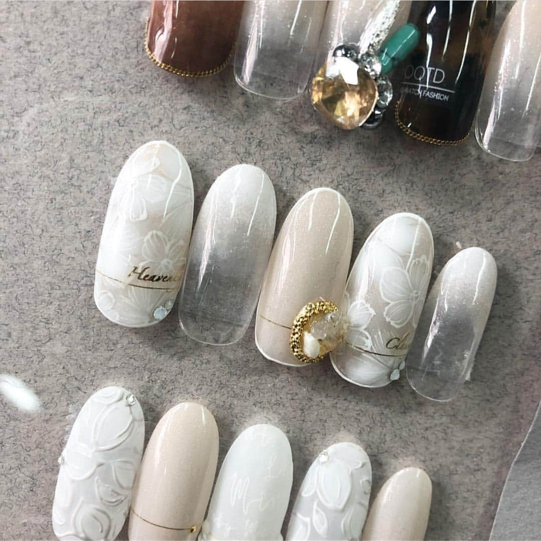 initygel_officialさんのインスタグラム写真 - (initygel_officialInstagram)「#Repost @niji3nail with @get_repost ・・・ 昨日のセミナー♪﻿﻿ 商品はもちろん、可愛いサンプルばかり！！﻿﻿ ﻿﻿ ﻿﻿ ﻿﻿ 特に @initygel_official ﻿ 槇先生 @maki_wkk ﻿ のデザインが私の中でツボ😻﻿﻿ しかも先生小柄でお洒落で可愛くて、さらにツボ😻﻿﻿ ﻿﻿ 色んなデザイン考えられてすごいなぁと👏🏼✨✨﻿﻿ ﻿﻿ ﻿﻿ ﻿﻿ そしてセミナー+ブースでのデモで﻿﻿ 3枚目のフラワーアートを見させて頂きました❤︎﻿﻿ ﻿﻿ アートの幅も広がりそうです☺︎！﻿ ﻿﻿ ﻿﻿ 私も頑張ろ！﻿﻿ と思えるパワーをもらえる一日でした💅🏻﻿﻿ ﻿﻿ ﻿﻿ ﻿﻿ ﻿﻿ ﻿﻿ 𐃇𐃇𐃇𐃇𐃇𐃇𐃇𐃇𐃇𐃇𐃇﻿﻿﻿ 𝑁𝐼𝐽𝐼  𝑛𝑎𝑖𝑙 𖥋﻿﻿﻿ 𝐻𝑎𝑚𝑎𝑚𝑎𝑡𝑠𝑢 , 𝐽𝑎𝑝𝑎𝑛﻿﻿﻿ 𐃇𐃇𐃇𐃇𐃇𐃇𐃇𐃇𐃇𐃇𐃇﻿﻿﻿ ﻿﻿﻿ ご予約&お問い合わせ ﻿﻿﻿ ﻿﻿﻿ ✈︎𝐷𝑀 𝑜𝑟 𝐿𝐼𝑁𝐸 𝐼𝐷：@bkv8089o﻿﻿﻿ ☎︎ 050-5438-8523﻿﻿﻿ ✉︎niji3nail@gmail.com﻿﻿﻿ ﻿﻿﻿ ﻿﻿﻿ #privatesalon﻿﻿ #nail #nails #nailswag﻿﻿﻿ #design #style #fashion﻿﻿﻿ #instagood #love #cute﻿﻿﻿ #TAT #セミナー #静岡 #イベント﻿﻿﻿ #フラワーネイル #春ネイル #inity﻿ #ニュアンスネイル #ネイル #おしゃれ﻿﻿﻿ #ネイルサロン #フィルイン #浜松﻿﻿﻿ #浜松市ネイルサロン #浜北区ネイルサロン」3月20日 10時46分 - initygel_official