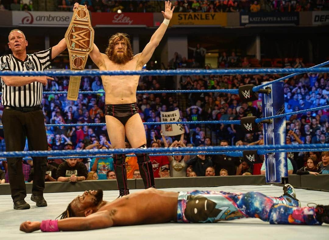 WWEさんのインスタグラム写真 - (WWEInstagram)「#DanielBryan has officially ruined @thetruekofi’s #Wrestlemania dream... #SDLive」3月20日 11時01分 - wwe