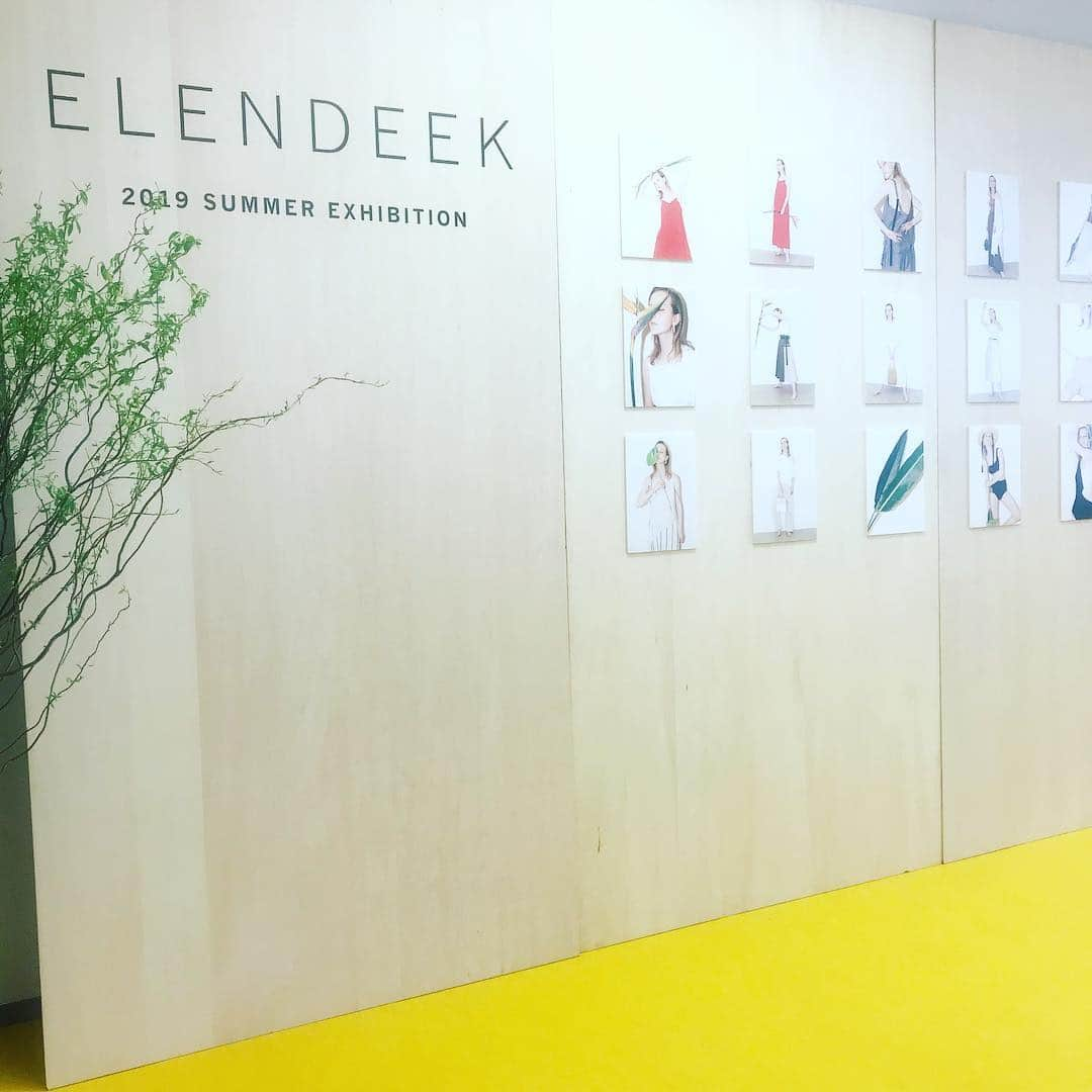 渡辺由香さんのインスタグラム写真 - (渡辺由香Instagram)「#elendeek #exhibition #osaka  本日誰でも来店可能なSUMMER展 ＆販売会 本日20日11時から18時までやってますよ  @emiri_hemmi 来店イベントは 13時から16時です！  明日21日は11時から16時までやってます！  え？どこってなっちゃうかもな ちょっと分かりづらいかもな場所で ごめんなさい🙏  梅田阪急すぐの梅田オフィスタワービル19階です。  お友達もお客様もみんな遊び来てくれたら嬉しいです😊  是非是非お待ちしてまーす  #展示会 #大坂 #梅田 #エレンディーク」3月20日 11時44分 - yukawatanabe_hanabo