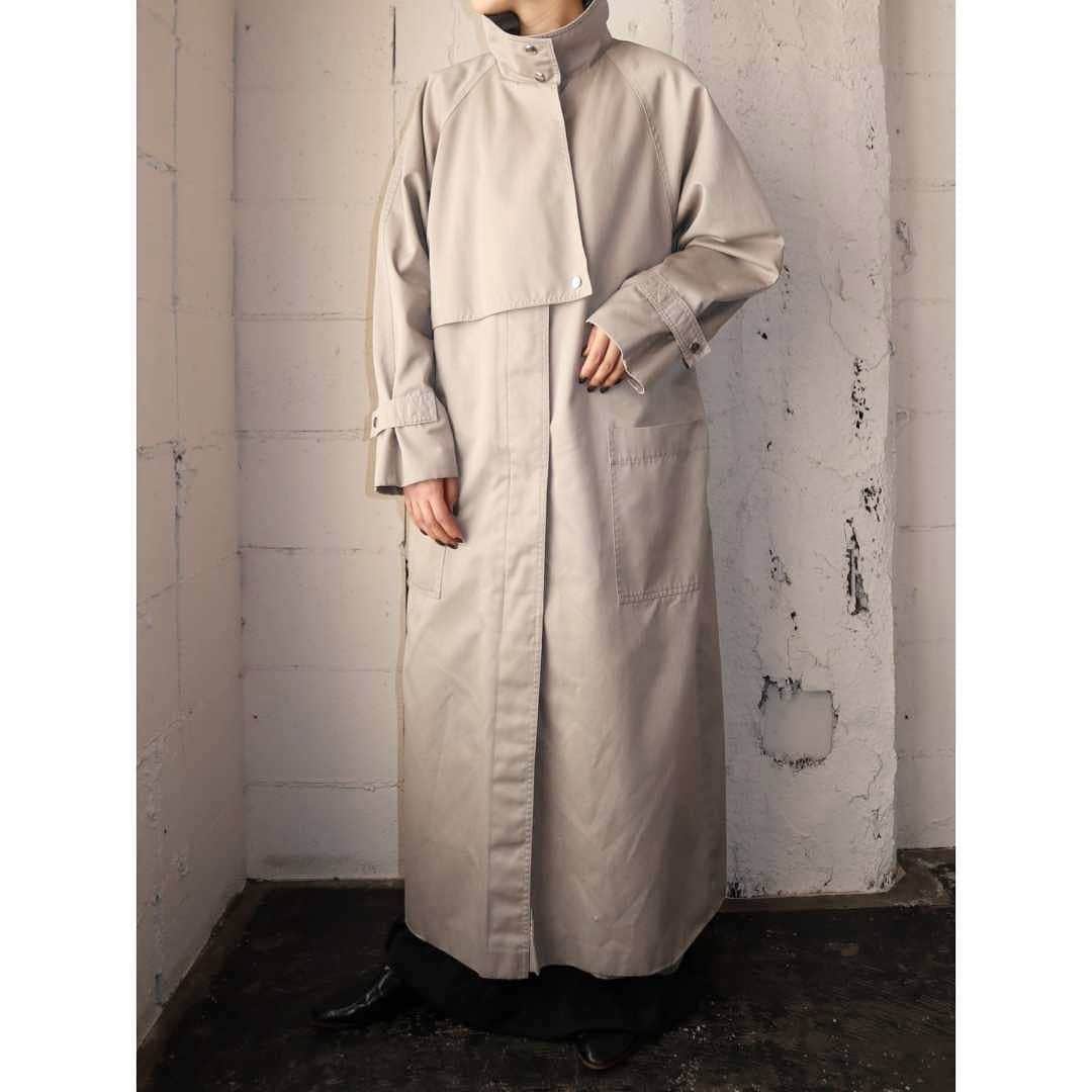 吉祥寺 古着屋 Orfeoのインスタグラム：「Vintage Design Coat  #Orfeo #Kichijoji #Tokyo #vintage #used #fashion #coodinate #outfits  掲載商品のお問い合わせはメールにて承っております。コメント、DMでのお問い合わせは受け付けておりませんのでご了承ください。」
