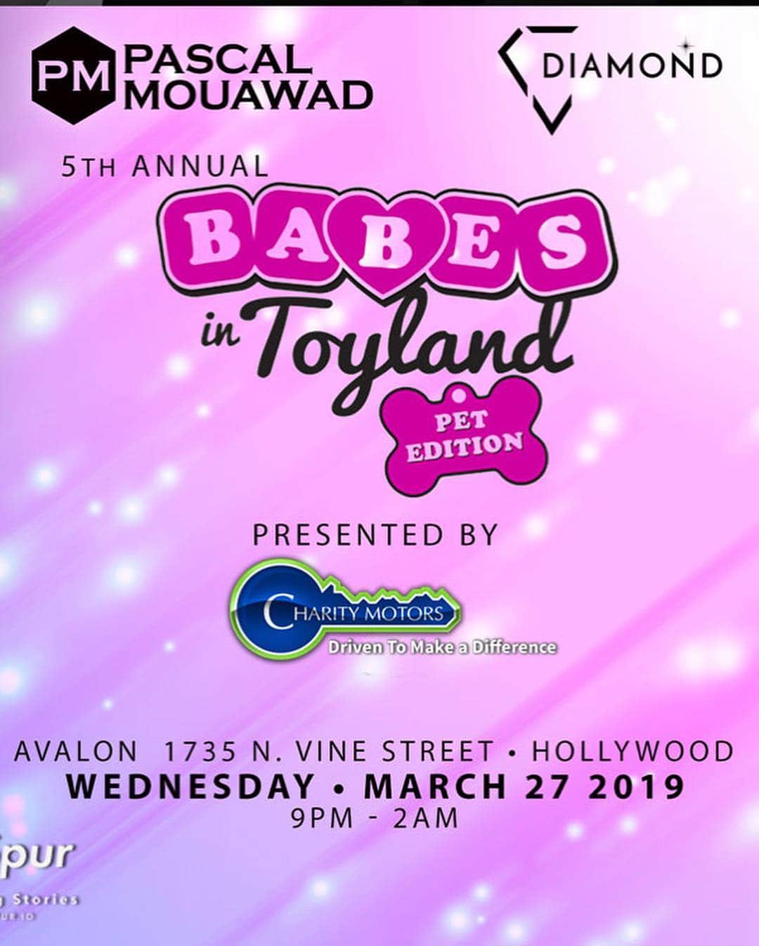 Kindly Myersさんのインスタグラム写真 - (Kindly MyersInstagram)「Can not wait to be in LA for @babesintoylandcharity pet edition!」3月20日 12時00分 - kindlymyers