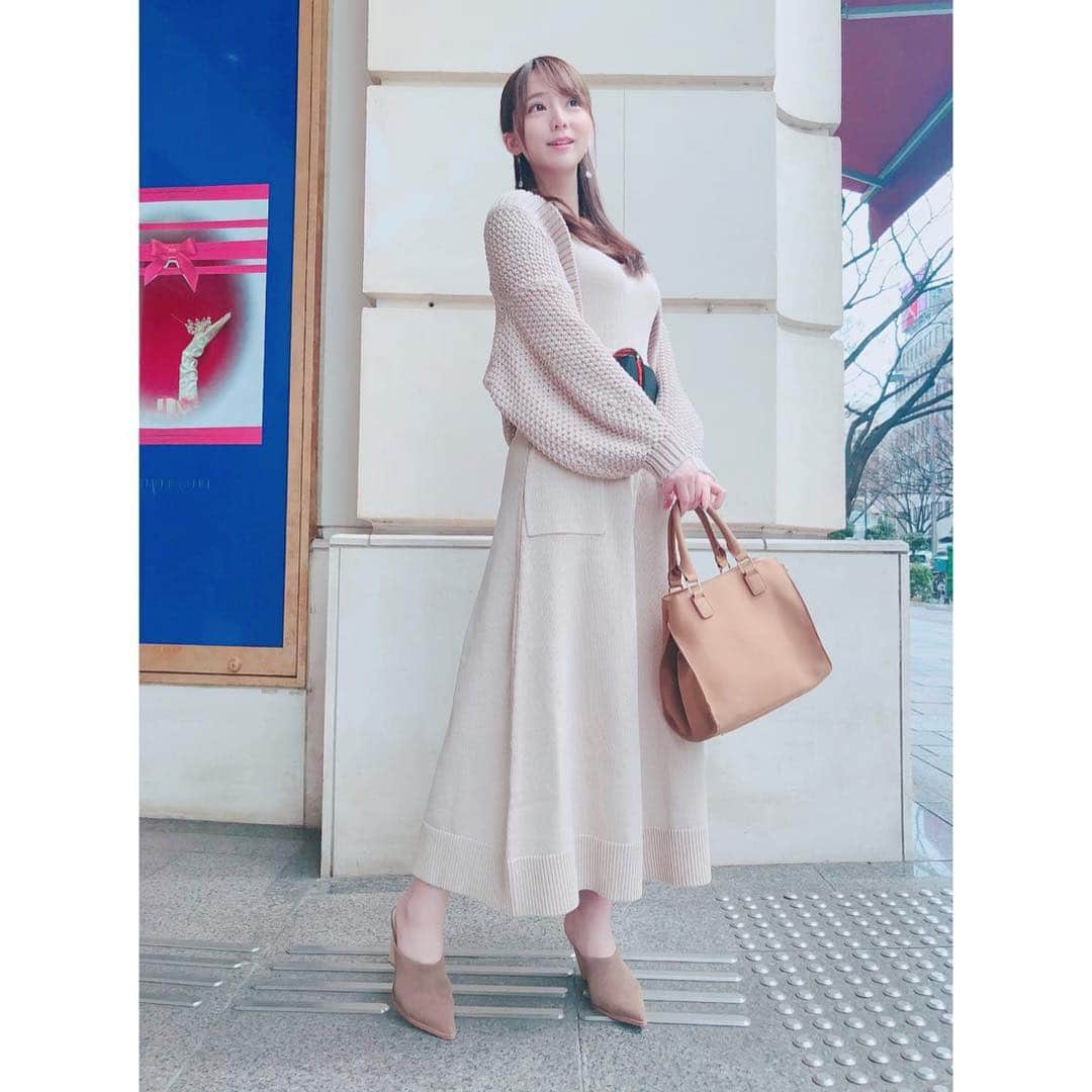 堀尾実咲のインスタグラム：「‪#rienda の春服が可愛過ぎてたくさん買ってしまった🐰‬ ‪最近とっても好きな韓国のモデルさんキムボラムちゃんがカタログモデルしてて可愛かった🤤❤︎‬ #fashion #portrait #cardigan #onepiece #belt #rienda #shoes #searoomlynn」