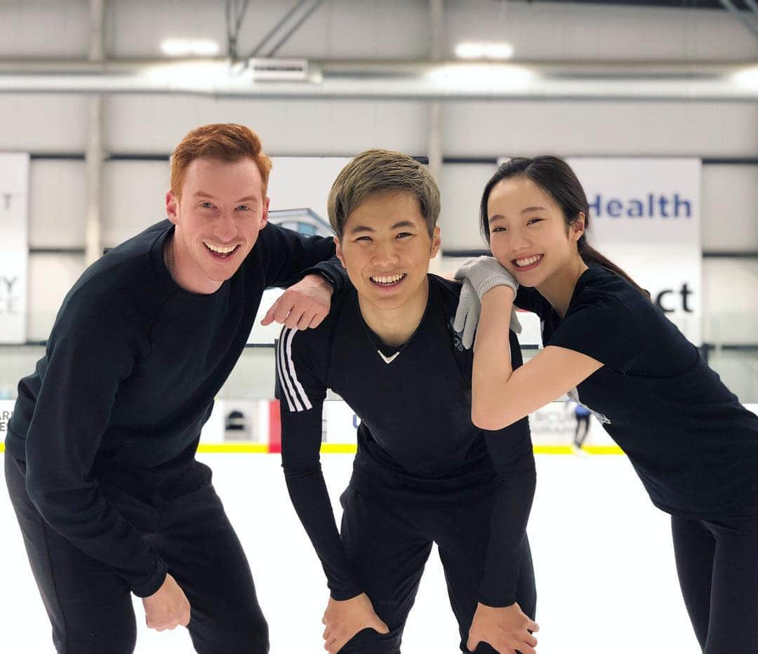 ショーン・ラビットさんのインスタグラム写真 - (ショーン・ラビットInstagram)「Fun skating together today! So many jumps and many spins! 🌀🤢😂今日の練習楽しかった！たくさんジャンプとスピン練習しました！🌀🥳 . . . . #blondehair #training  #workoutmotivation  #fitfam  #foodie  #patinaje  #figureskating  #ootd  #nike  #mensfashion  #ナイキ  #japan #フィギュアスケート  #トレーニング  #筋肉  #ディズニー  #メンズファッション  #ネール  #イケメン  #ファッション  #インスタ映え  #黒 #おしゃれさんと繋がりたい  #今日のコーデ  #いいね返し  #ヘアスタイル  #可愛い  #アメリカ  #プリクラ」3月20日 12時27分 - seanrabbitt