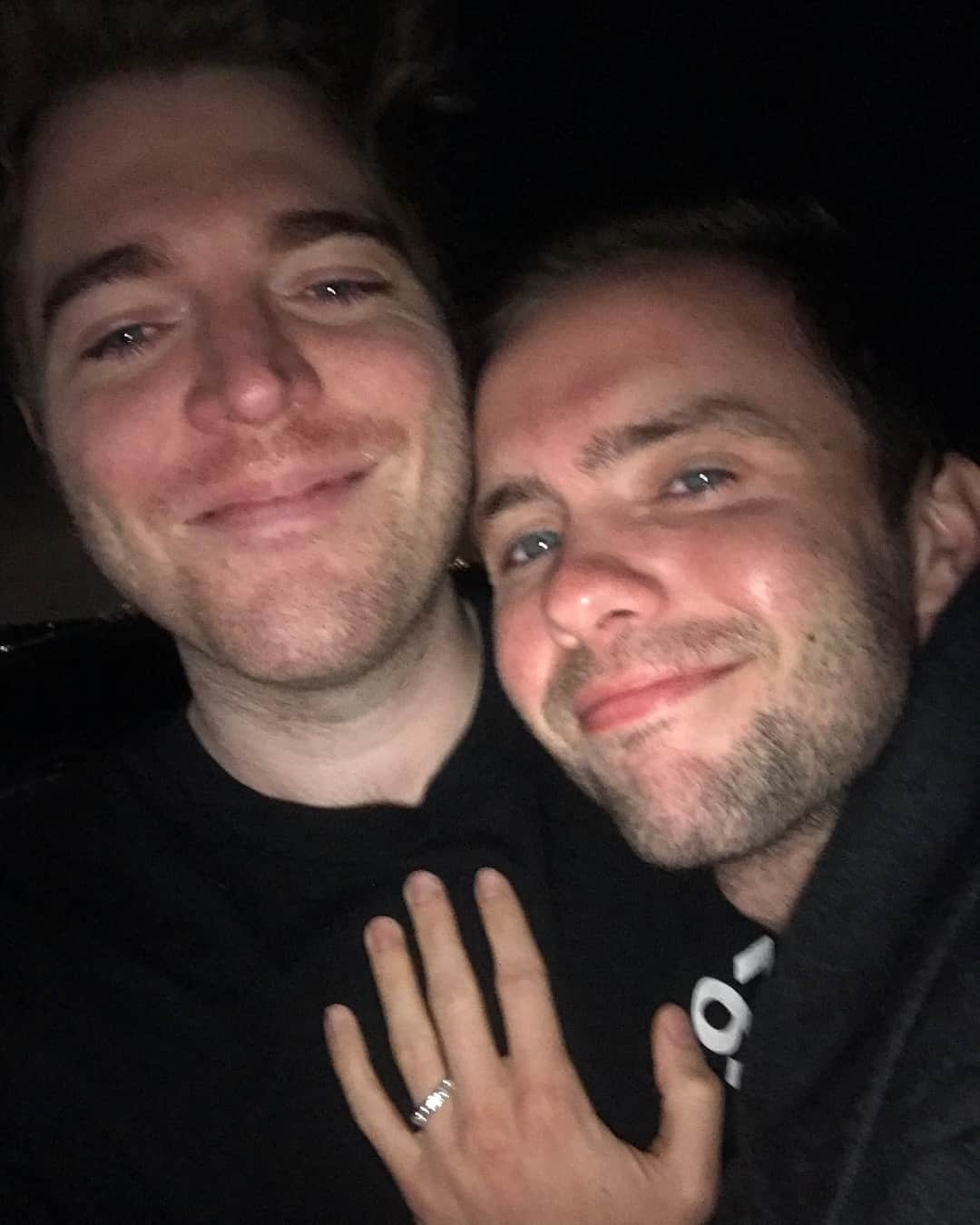 シェーン・ドーソンさんのインスタグラム写真 - (シェーン・ドーソンInstagram)「HE SAID YES!!!!!! :,)))))))」3月20日 12時32分 - shanedawson