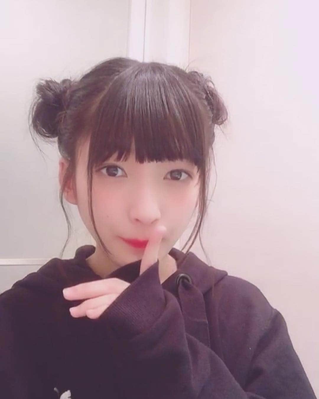 虹のコンキスタドールさんのインスタグラム写真 - (虹のコンキスタドールInstagram)「Tik Tokフォローしてねん🐰🐰 #TikTok」3月20日 12時41分 - 2zicon