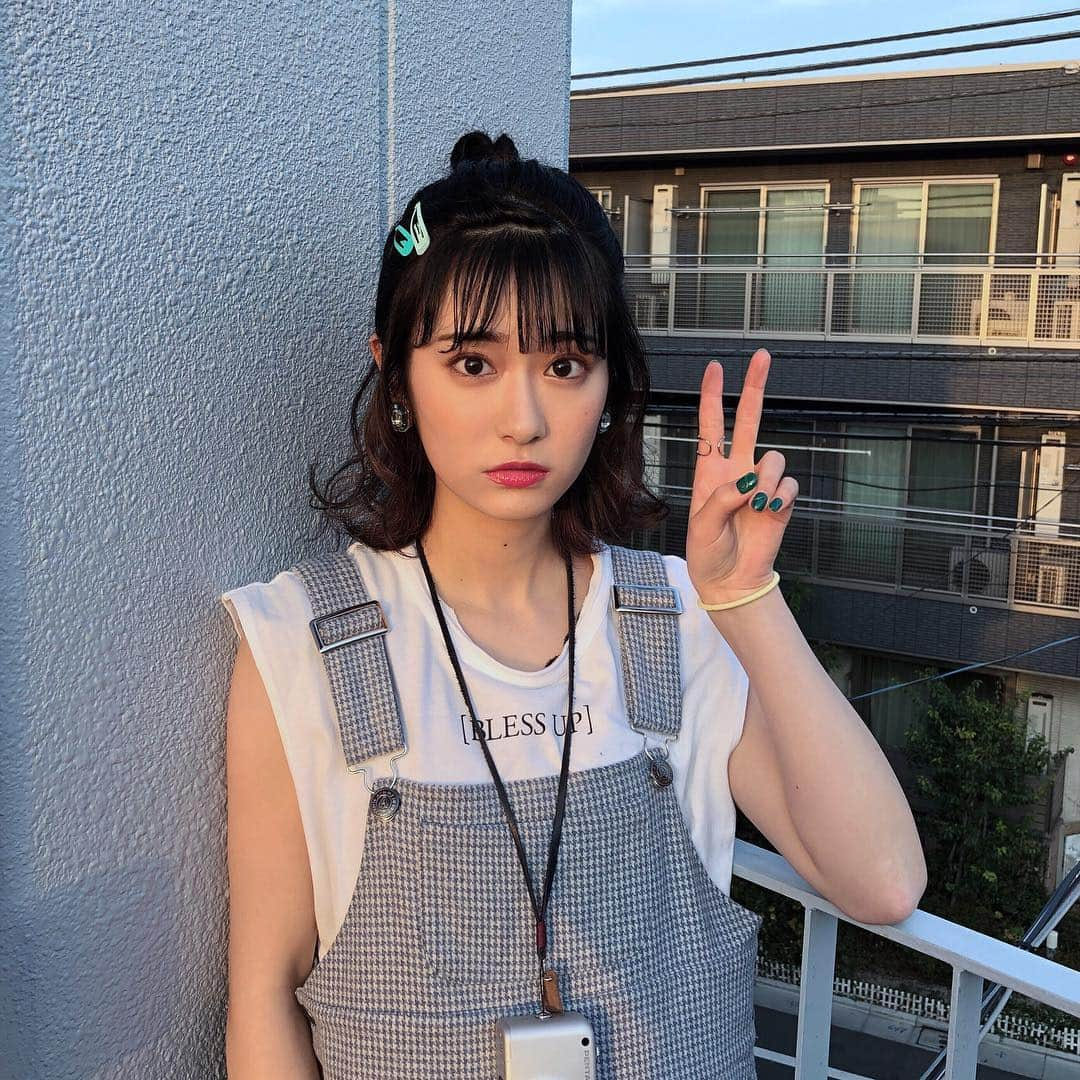 広瀬ちひろさんのインスタグラム写真 - (広瀬ちひろInstagram)「✌🏻️」3月20日 22時17分 - chi_hirose