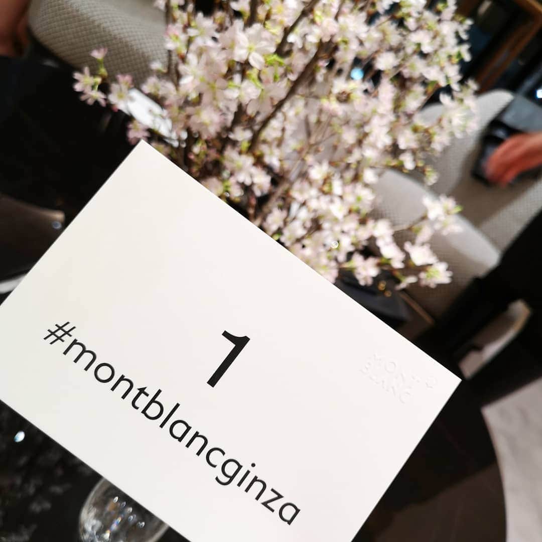 梅川壱ノ介（舞踊家）のインスタグラム：「MONTBLANCの素晴らしき世界、、、 伝統と革新を肌で感じる時間でした。  #モンブラン #梅川壱ノ介 #伝統と革新 #MONTBLANC #montblancginza」