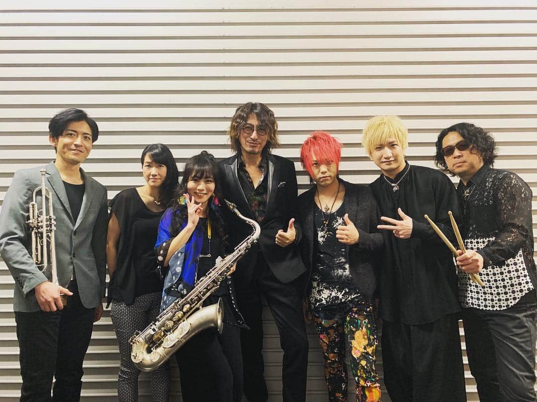 GLAYさんのインスタグラム写真 - (GLAYInstagram)「GLAY TAKURO Solo Project 3rd Tour“Journey without a map 2019”名古屋公演終了！ #GLAY #TAKURO #JWAM2019 #HAPPYSWING」3月20日 22時25分 - glay0525_official