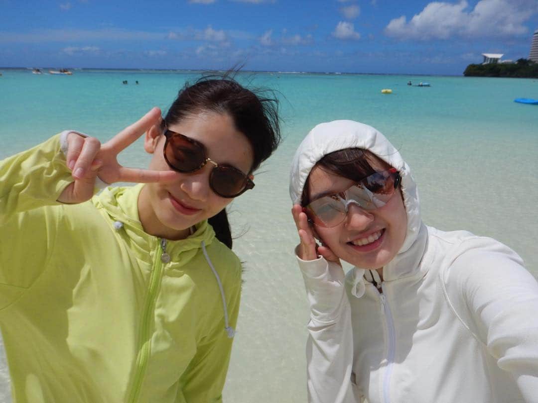 秋本帆華さんのインスタグラム写真 - (秋本帆華Instagram)「#ここはどこでしょう  海綺麗すぎだよ、もう😩❤️」3月20日 22時42分 - honoka_akimoto_official