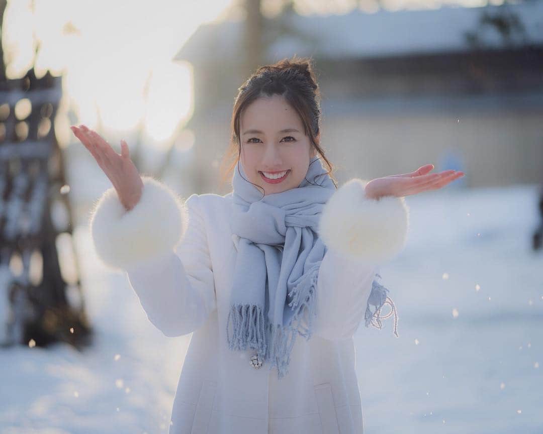 相場詩織さんのインスタグラム写真 - (相場詩織Instagram)「終わりがあれば始まりも沢山ある。﻿ この時期はきっとみんなドキドキですよね。 私は全部ステップアップのための スタートだと思ってワクワクしています🌟 ﻿  冬も楽しい思い出が沢山ありましたが﻿ やっぱり春が待ち遠しい🌸﻿ ﻿ もうすぐ1番好きな季節がくるぞ〜☺️﻿ お花見したいな🍡﻿ ﻿ ﻿ #japan #akita #kakunodate #model #shooting﻿ #photograph #camera #instagood #instalike #cooljapan #explorejapan #exploreakita  #秋田 #角館 #撮影 #モデル #被写体 #アナウンサー  #ヘアメイク #ヘアアレンジ #お団子ヘア #レッセパッセ」3月20日 23時14分 - shioriaiba0801