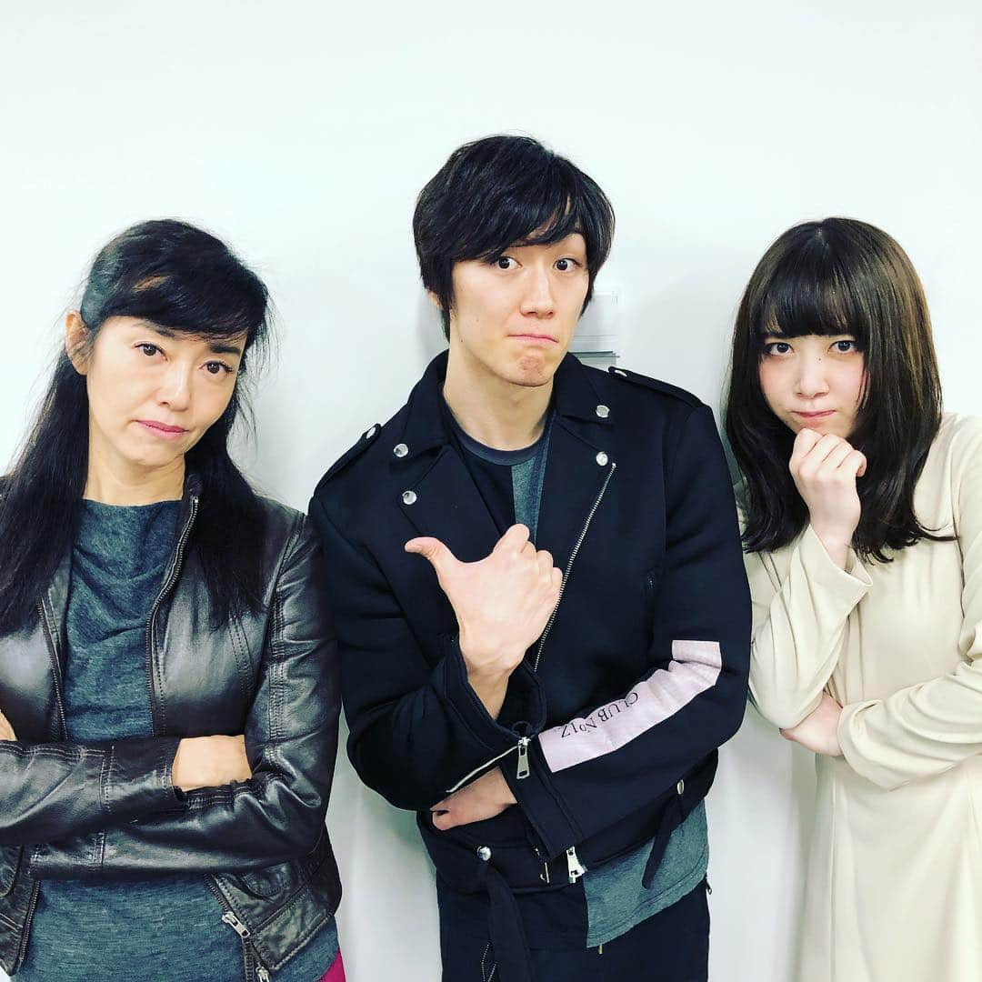 早見優さんのインスタグラム写真 - (早見優Instagram)「Do we look like 悪党？ #青柳塁斗 さん #服部杏奈 さん #ミュージカルアニー  #villains #anniethemusical  #misshannigan  #ハニガン」3月20日 23時38分 - yuyuhayami