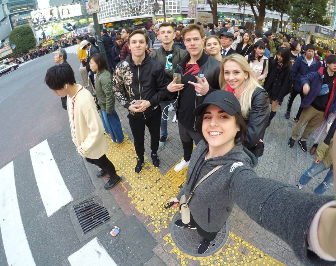 サラ・ウルタドさんのインスタグラム写真 - (サラ・ウルタドInstagram)「Tokyo 🇯🇵 Day 1✔ . . . . #downtowntokyo #thetourist #funtimes #spotted #shibuyacrossing」3月20日 14時55分 - sarasobrehielo