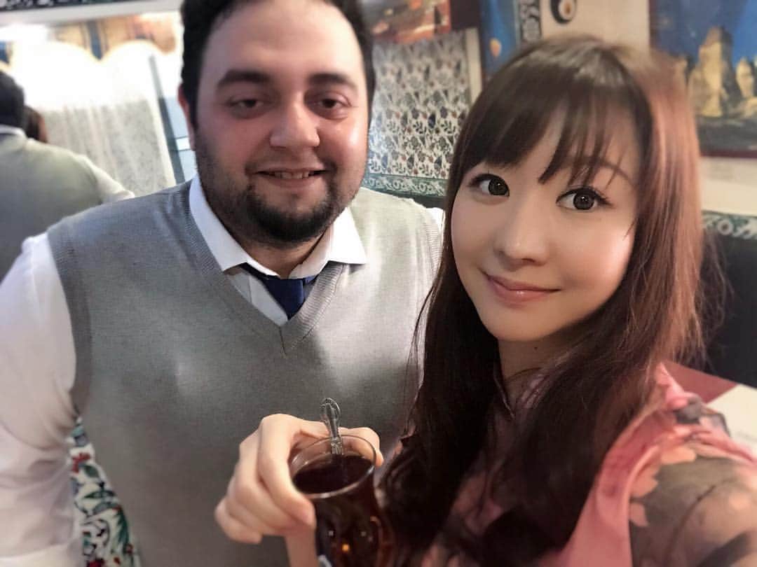 歩りえこさんのインスタグラム写真 - (歩りえこInstagram)「本日の取材2軒目は横浜関内にあるトルコ料理屋🇹🇷さん  店長さんまだ日本に来て2年なのに日本語上手い！」3月20日 16時16分 - riekoayumi