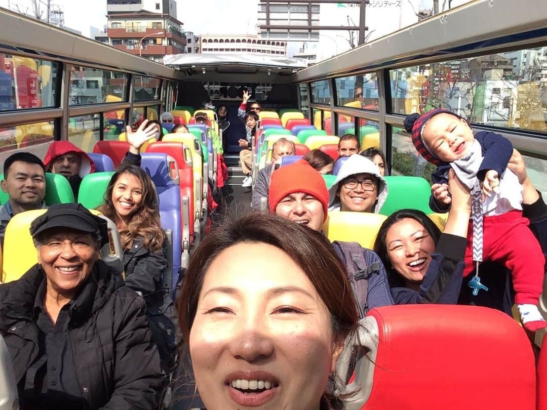 のインスタグラム：「#Spring is coming to #Osaka! Join us on our #opentopbus and see the city from the streets! Get your tickets directly on the bus!  #Japan #OsakaWonderLoopBus #sightseeing #hoponhopoff #loopbus」