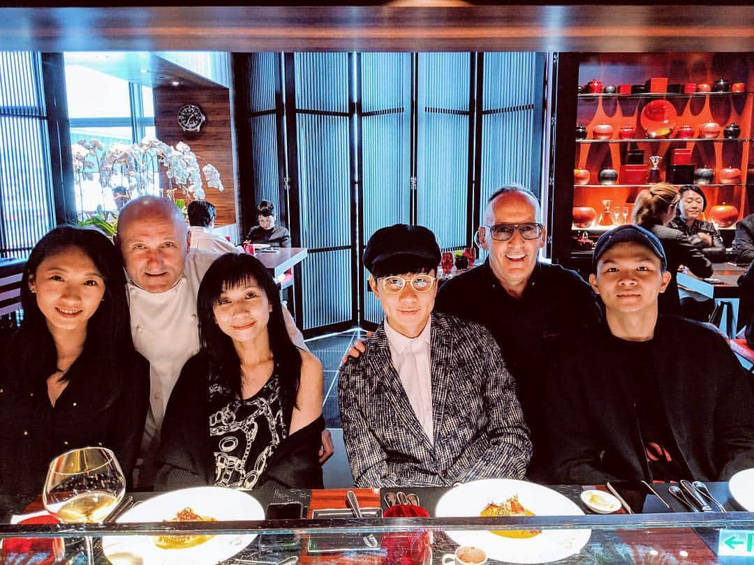 林俊傑さんのインスタグラム写真 - (林俊傑Instagram)「Thanks for the mesmerizing lunch @laboutiquejoelrobuchon_taipei !」3月20日 16時53分 - jjlin