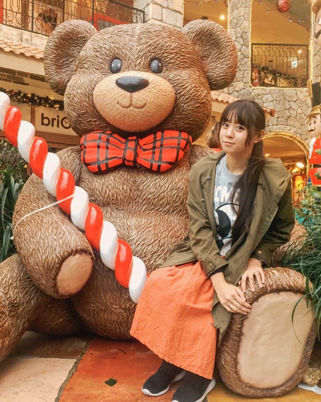 浦えりかのインスタグラム：「昨日ブログで発表させていただきましたが、第一子を授かりました＼(^o^)／ お仕事はマイペースに続けていくつもりですのでよろしくお願いします！ というわけで今日はLINELIVEの番組MC3本！頑張るぞー＼(^o^)／ 写真は旦那さんが撮ってくれた写真（一眼じゃなくて私の携帯で撮ったやつ）」