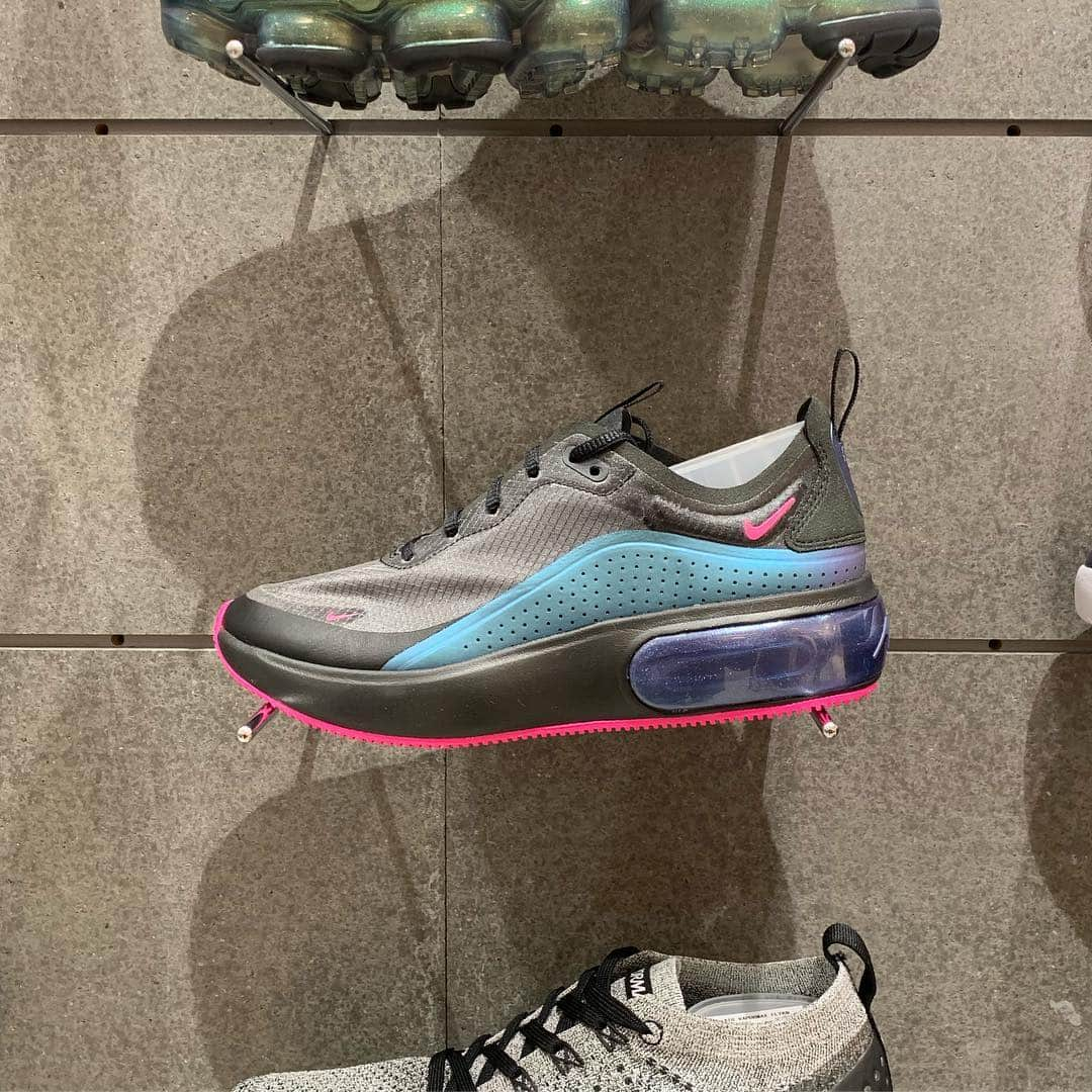 Sports Lab by atmos OSAKAさんのインスタグラム写真 - (Sports Lab by atmos OSAKAInstagram)「✴︎ 【3/21(THU) RELEASE】 NIKE AIR MAX DIA SE AR7410-001 ¥12,000-(w/o tax)」3月20日 17時21分 - atmos_lucua_osaka