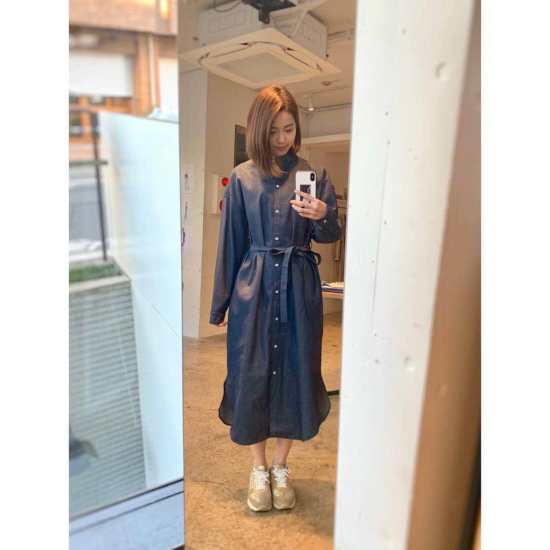 VANRIさんのインスタグラム写真 - (VANRIInstagram)「👗sieste peau 2019A/W exhibition シエスタポーの展示会お邪魔してきました。 どれもシンプルなラインだけど洗練されていてめちゃくちゃ悩みました‪(ᯅ̈ )素材もすごくこだわってて良いの！ ホットヨガで使ってるタオルもシエスタポー♪ 今からもうすでに来シーズンの秋冬が楽しみ♡ 好きなブランドです。 #siestepeau #2019aw #exhibition  #シエスタポー #展示会」3月20日 17時37分 - vanri0121