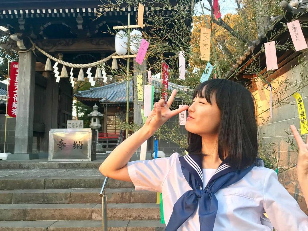 大友花恋さんのインスタグラム写真 - (大友花恋Instagram)「いつ眠、2話のオフショット☺︎ #珍しく #夏服の蛍 #半袖セーラー服も好きだあ #今夜はくらかれ」3月20日 18時04分 - karen_otomo