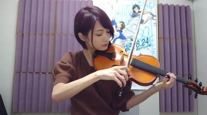のインスタグラム：「🎻💜 #帰り道は遠回りしたくなる #乃木坂46 . こないだ中本🍜食べてる時にずっと流れておりまして、素敵なメロディにお腹も心も満たされました...✨✨ 乃木坂46さんの楽曲はメロディがとても綺麗で好きだ～ ・ ・ #弾いてみた #violincover  #violin #バヨリン #🎻 #良い曲は常に周りに溢れているよ」