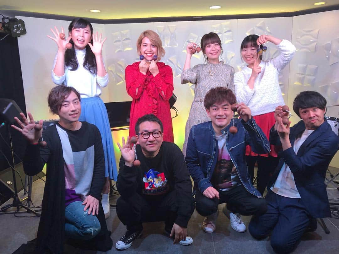 岡田真帆のインスタグラム：「いとこで〇〇する番組、今月からまた復活させて頂きました！ 楽しかったー！！ 次回は4/23の放送です！」