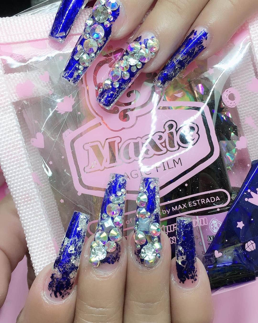 Max Estradaさんのインスタグラム写真 - (Max EstradaInstagram)「https://Enailcouture.com new product launch! Maxie magic film foil kit! Now make foil nail art fast , fun and super affordable! Made in the USA ! Each kit comes with 29 foils, reusable bag and magic film glue! Seal with two coats of shine or one of wonder gel ! #ネイル #nailpolish #nailswag #nailaddict #nailfashion #nailartheaven #nails2inspire #nailsofinstagram #instanails #naillife #nailporn #gelnails #gelpolish #stilettonails #nailaddict #nail #💅🏻 #nailtech#nailsonfleek #nailartwow #네일아트 #nails #nailart #notd #makeup #젤네일 #glamnails #nailcolor #nailsalon #nailsdid #nailsoftheday https://Enailcouture.com happy gel is like acrylic and gel had a baby ! Perfect no mess application, candy smell and no airborne dust ! https://Enailcouture.com」3月20日 18時35分 - kingofnail