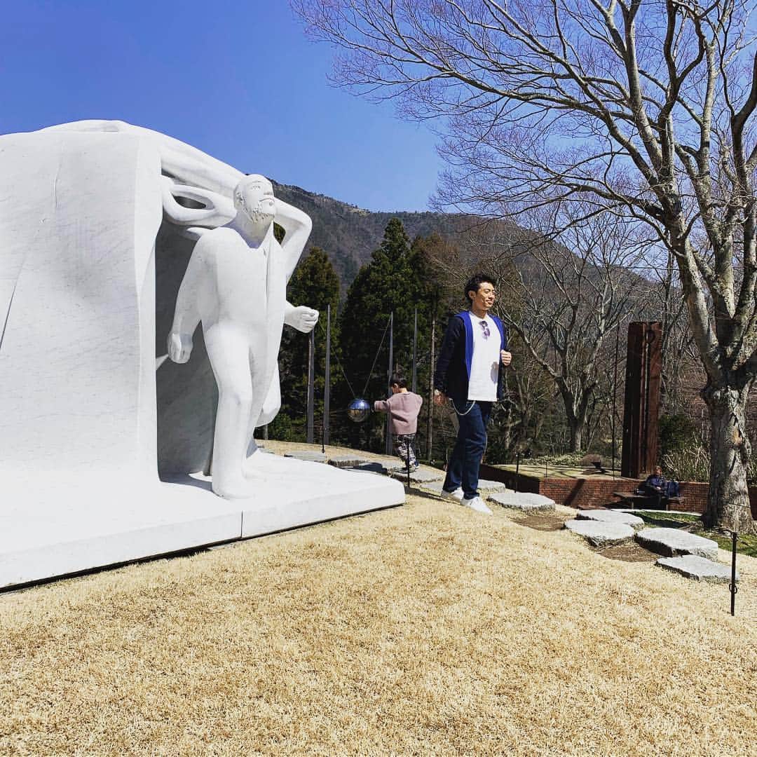 梅崎司さんのインスタグラム写真 - (梅崎司Instagram)「オフは家族で箱根でリフレッシュ！帰ってきたらクタクタです。笑 何もやる気が起きない。笑 明日からトレーニング頑張ります^_^」3月20日 18時37分 - umeman7