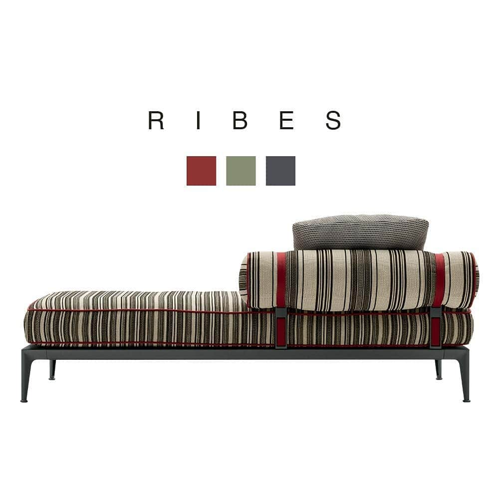 B&B Italiaさんのインスタグラム写真 - (B&B ItaliaInstagram)「Ribes brings outside versatility, customisation and colour. The new modular seating system designed by Antonio Citterio to match outdoor spaces with a cosy indoor feeling and a unique style. . #Ribesoutdoor #bebitalia #antoniocitterio #outdoordecor」3月20日 19時09分 - bebitalia