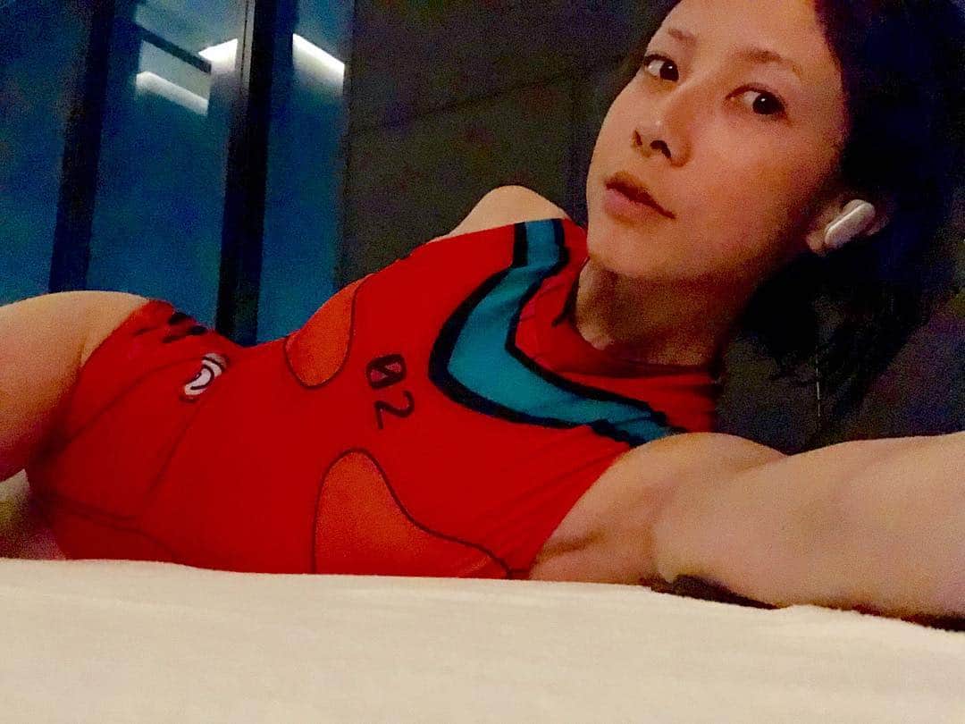 のインスタグラム：「. 【SWIPE→→】 『ねえ、シンジ。キスしようか。』 . #evangelion  #asuka #asukalangley  #anime #plugsuit  #swimwear  #cosplay #エヴァンゲリオン  #エヴァ #惣流アスカラングレー #式波アスカラングレー #アスカラングレー  #弐号機 #あんたバカァ #プラグスーツ #競泳水着  #水泳女子  #エヴァヲタですが何か  #人生一度きりだから  #やりたいことやろうぜ」