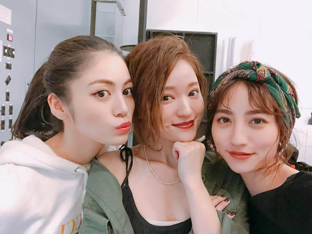 chayさんのインスタグラム写真 - (chayInstagram)「久々の3人🥰 落ち着くわぁ💋 またご飯いこうね〜 #cancam #楓 氏 #堀田茜 氏」3月20日 19時49分 - chay1023_official