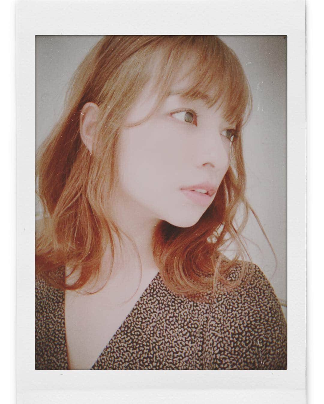 水崎綾女さんのインスタグラム写真 - (水崎綾女Instagram)「春色の髪の毛💇‍♀️ そして丈の短いブルーのアウター(@17kg_official ) ちょっと薄手だから真冬は寒いけど、これからの時期にぴったり☺︎☺︎☺︎ 春服もたくさん欲しいなぁ◡̈♥︎ * * * * @17kg_official @beep_ss @u_dresser どれも可愛いしリーズナブルだから良き♡ #fashion #服 #洋服 #outer #ワンピース #dress #ふぁっしょん」3月20日 19時52分 - misakiayame