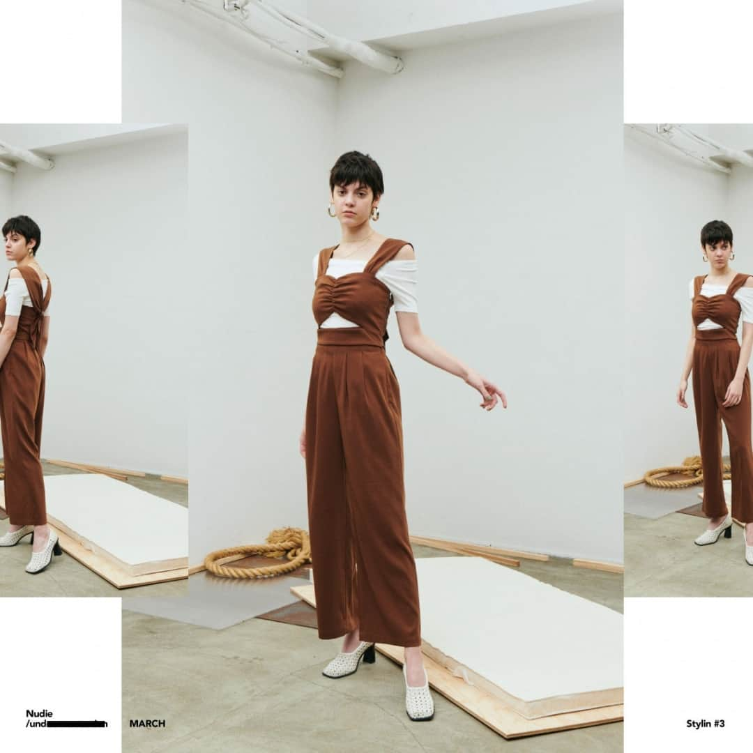 EMODAさんのインスタグラム写真 - (EMODAInstagram)「ㅤㅤㅤ 2019 S/S SEASON CONCEPT -NUDIE- ㅤㅤ ㅤㅤ ・BACK CROSS BUSTIER ¥5,980+tax ・FLAP OFF SHOULDER TOP ¥3,980+tax ・TUCK H/W PT ¥8,980+taxㅤㅤㅤㅤㅤㅤ ・PLUMP HOOP PIERCE ¥2,380+tax ・LAYER NUDIE NC ¥2,980+tax ・BRAID SQUARE CUT SHOES ¥10,800+taxㅤㅤㅤㅤㅤㅤ  ㅤㅤㅤ ㅤㅤㅤ ㅤㅤㅤ ウェブではLOOKBOOKも公開中‼️ プロフィールのURLからチェック✔️ ㅤㅤㅤ #EMODA #RUNWAYchannel #2019SS @emoda_snap」3月20日 20時30分 - emoda_official