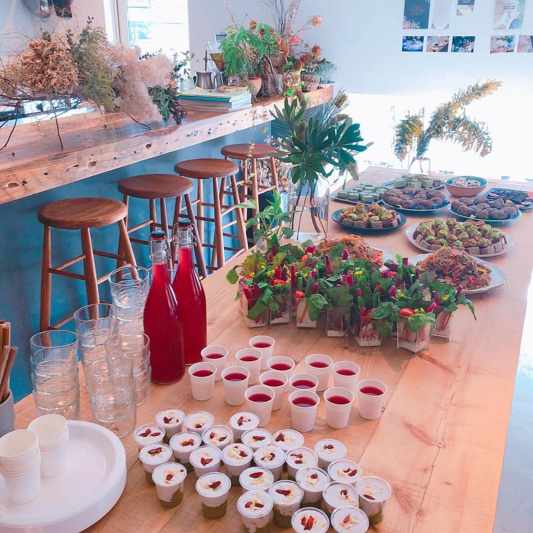 田中マヤさんのインスタグラム写真 - (田中マヤInstagram)「maya&reme event! vol.5✨ お越し下さった方々😌 ありがとうございました✨ 楽しいひとときでした✨ ・ ゆらぎの季節 私のケア方法、過ごし方、アイテム✨ remeちゃんのお料理もとても美味しかったですね😌✨ ・ 今回の衣装は @velnica_japan ✨ 人気の春夏コレクション✨ ・ #mayareme #マヤレメイベント #ヴェルニカ #velnica #instagood #instadaily #instabeauty #instafashion #fashion #vegan #vegetables #셀스타그램 #셀피 #셀카 #일상 #데일리 #뷰티 #미용 #좋아요」3月20日 20時40分 - tanakamaya__official