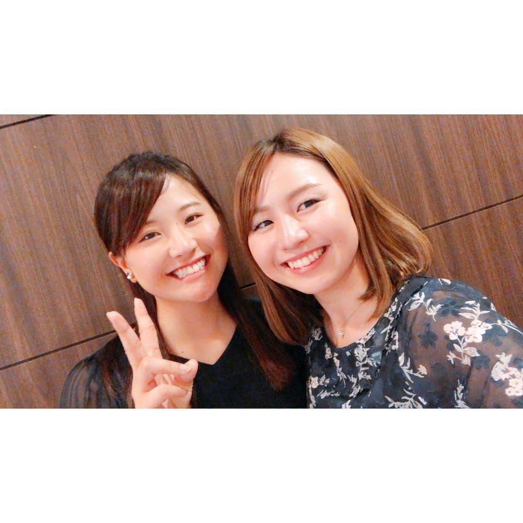 江澤亜弥さんのインスタグラム写真 - (江澤亜弥Instagram)「＊ 昨日は土佐カントリークラブにて PRGRレディスのアフタープロアマでした！ . 私は1番ホールでドラコン対決担当。 私がドラコン…？！←(知る人ぞ知る) と思いましたがだいぶ良くなってきたので ちゃんとお客様と勝負できました🤩笑 . ちなみに動画の服装についてですが なぜかレインウエアのズボンだけ忘れ こんな感じの柄×柄コーデとなっております。 . 夜のパーティーでは一緒に参加した 木本若菜さんと、八上ひかるちゃんと📸」3月20日 20時41分 - aya_ezawa