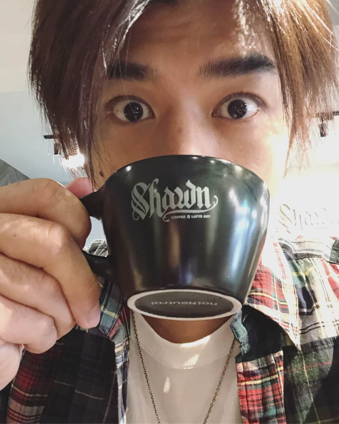 チェン・ボーリンさんのインスタグラム写真 - (チェン・ボーリンInstagram)「嗜啡之地 ☕️ ✖️ 3 👌🏻」3月20日 20時43分 - chenbolin