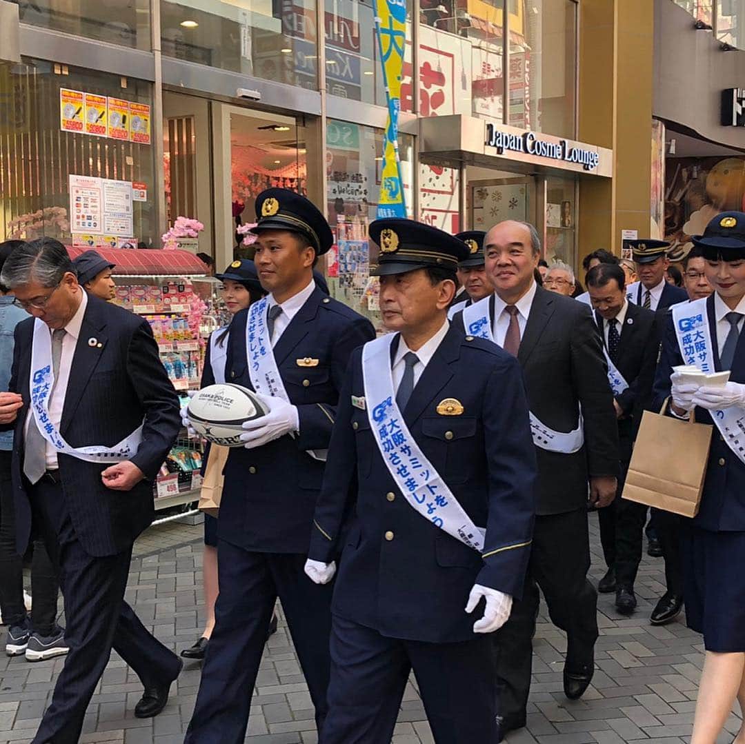 大西将太郎さんのインスタグラム写真 - (大西将太郎Instagram)「沖縄から戻り、本日は大阪難波にてG20大阪サミットが開催される事を受けて大阪南警察署の「G20大阪サミット警備スクラム隊長」に就任させていただきました。 日本の魅力、大阪の魅力を発信すること、そして無事安全にサミットが成功されますようにPRさせていただきました。 身が引き締まる一日でございました。 関係者の皆様 本当にありがとうございました。」3月20日 21時26分 - shotaro12
