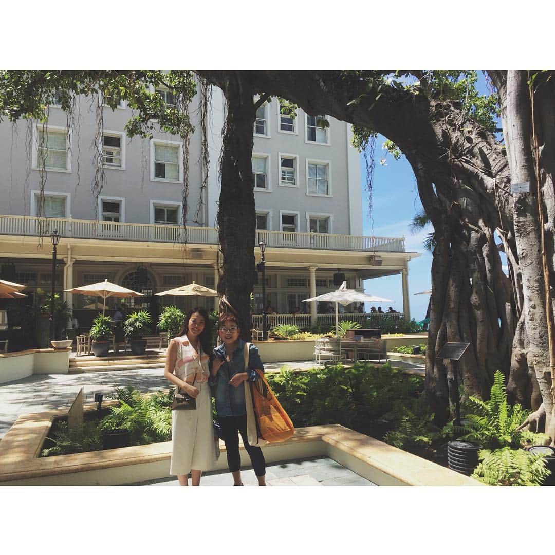 中津悠希さんのインスタグラム写真 - (中津悠希Instagram)「Moana Surfrider🏝🏝💕 #hawaii #ハワイ #family #trip #moanasurfrider」3月20日 21時56分 - yukinakatsu