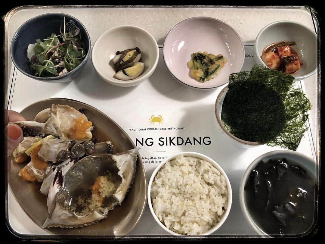 ピョン･ジョンスさんのインスタグラム写真 - (ピョン･ジョンスInstagram)「엄마맛있게드셨수?? 엄만 정갈한맛을 좋아하지👍🏼 진정한 게맛을 보고왔네  #니들이게맛을알어?? 🦀🦀🦀🦀🦀🦀🦀🦀 #게방식당 #석화사랑 #이틀연속게장」3月20日 21時51分 - hoyatoya