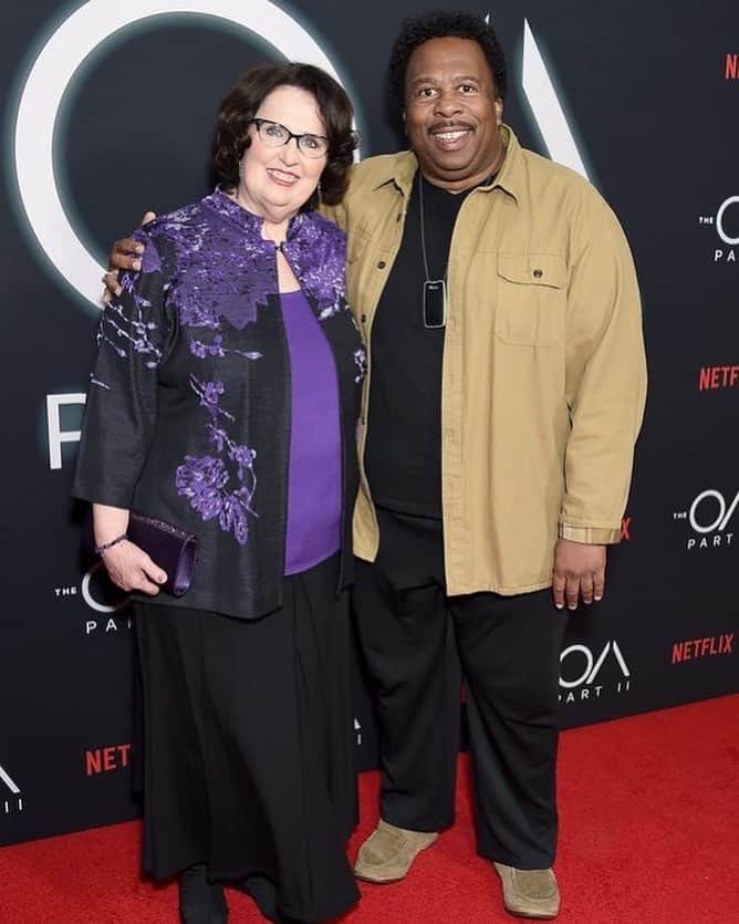 E! Onlineさんのインスタグラム写真 - (E! OnlineInstagram)「We're a month away from #NationalPretzelDay and after last night's #TheOffice reunion it's clear that Stanley MIGHT let Phyllis cut in line this year. 🥨 (📷: Getty Images)」3月20日 21時54分 - enews