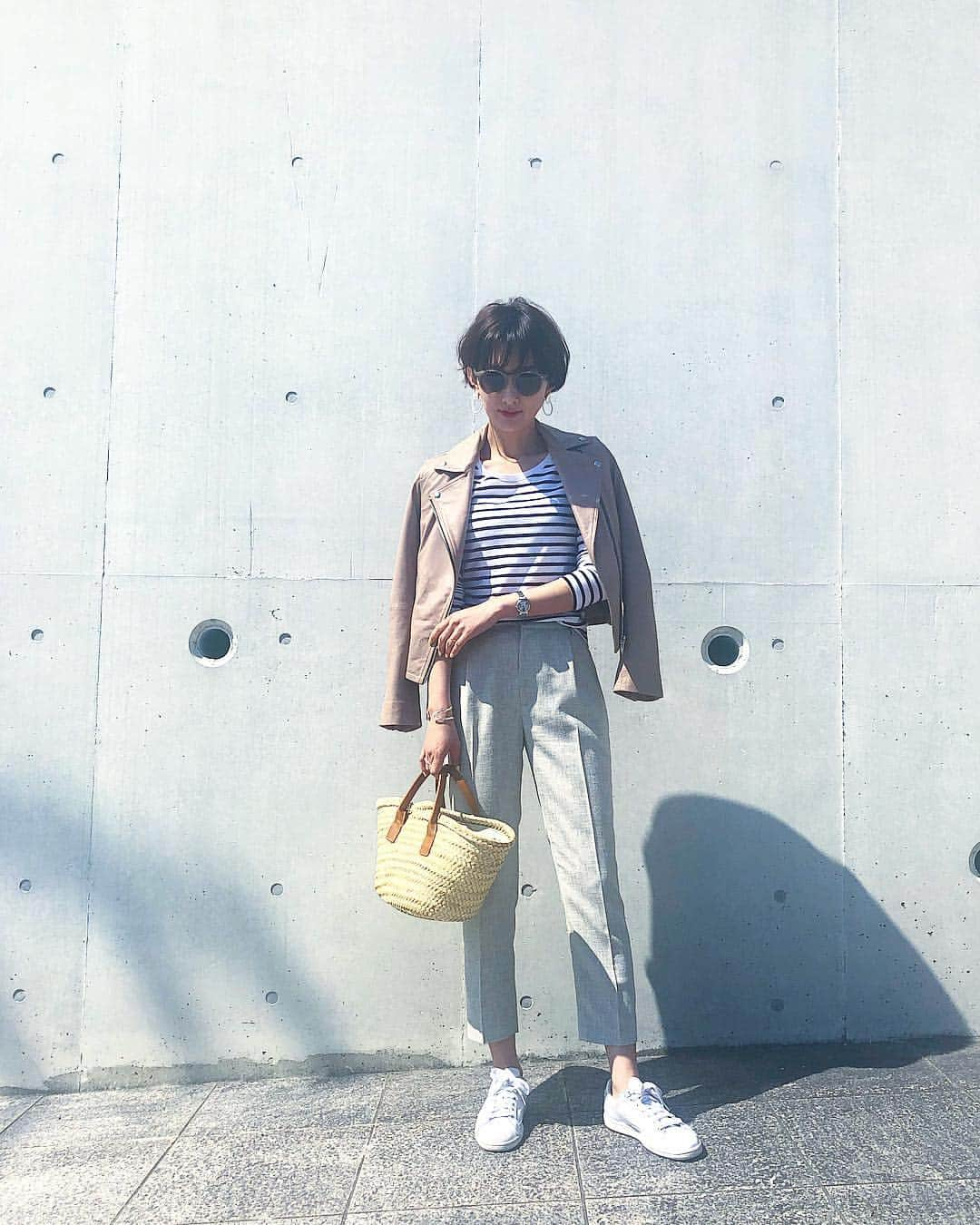 石井のり子さんのインスタグラム写真 - (石井のり子Instagram)「—————— #coordinate ✔︎ 今日はポカポカでしたね🌼🌸 リネンライクパンツ・ピンクベージュのライダース・かごバックで春気分🌸🌼 * * #ootd #outfit #fashion #spring #linepants #春コーデ #ライダース #かごバッグ * * ——————— jacket #allsaints  tops #gu pants #styledeli  bag #zara  shoes #puma」3月20日 22時01分 - noriko_nnnnn