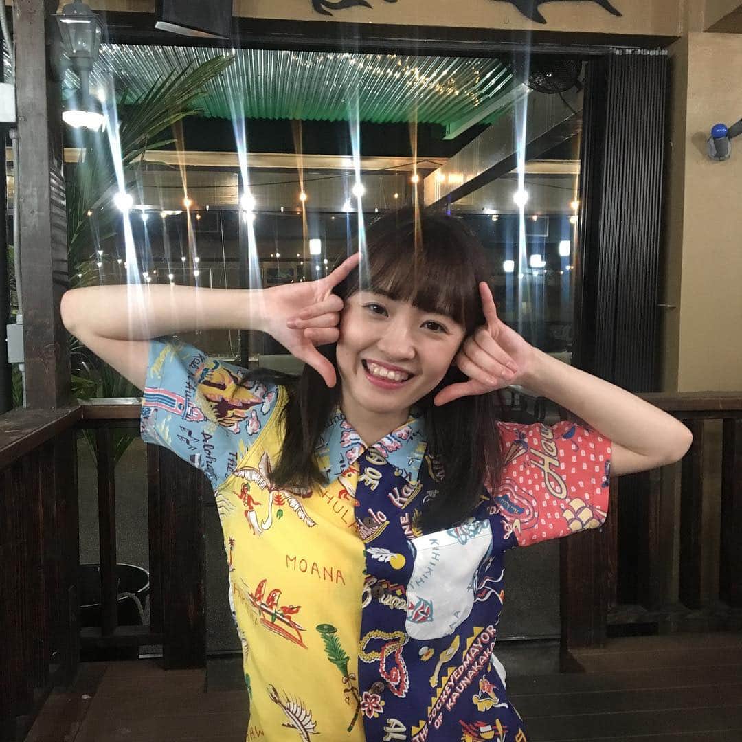 咲良菜緒さんのインスタグラム写真 - (咲良菜緒Instagram)「#ここはどこでしょう  このアロハシャツは去年の大阪の生誕の衣装なんだよ〜 私服衣装だったからね🤙」3月20日 22時04分 - nao_sakura_official
