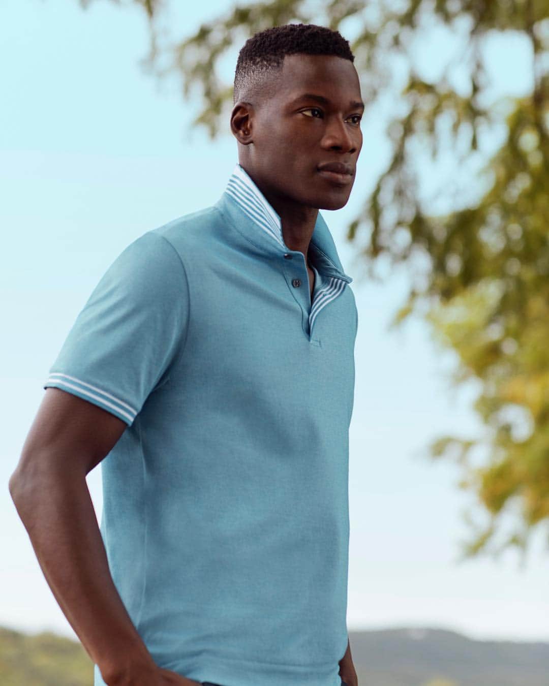 ペリーエリスのインスタグラム：「New season, new wardrobe. Gear up for spring with the Perry Icon Logo Polo. Tap to shop. #LifeReadySince1976」