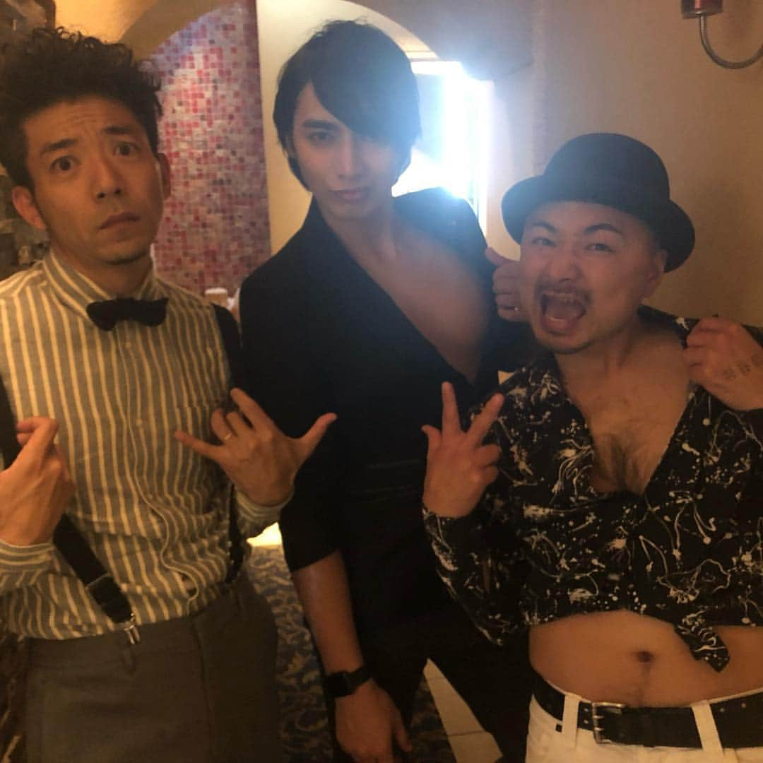 森慎太郎さんのインスタグラム写真 - (森慎太郎Instagram)「僕たちゴム男子！ #JEX #ゾーン体験 #昨日から #新しいコンドーム #zone #発売中です #記念イベント #山ノ内ジャン #どぶろっく #みんなでPR #カップル達 #みんな使ってみてね」3月21日 9時01分 - doburockmorishintaro